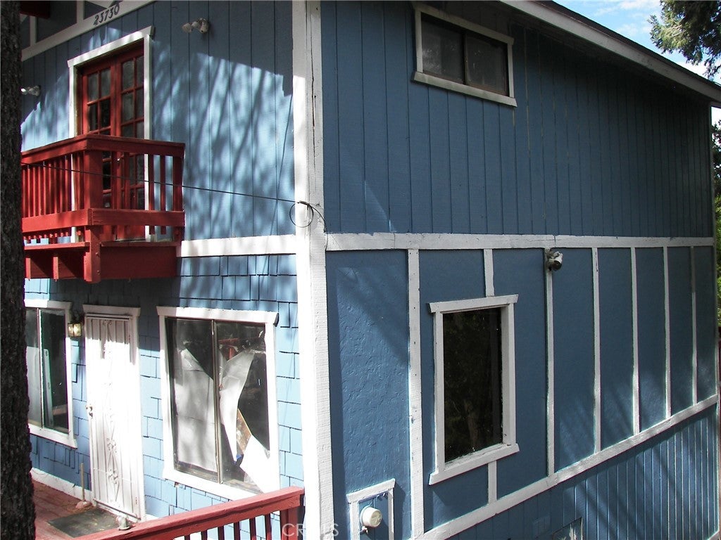 23730 Lakeview