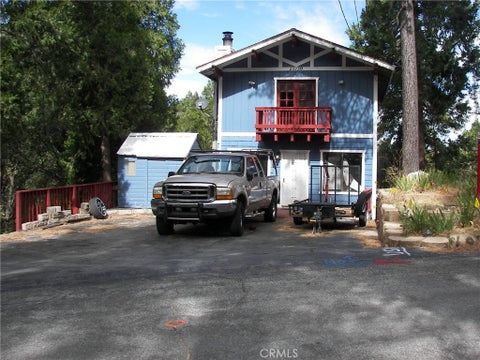 Tiny photo for 23730 Lakeview DR, Crestline, CA 92325 (MLS # IG26225510)