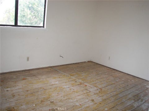 Tiny photo for 23730 Lakeview DR, Crestline, CA 92325 (MLS # IG26225510)