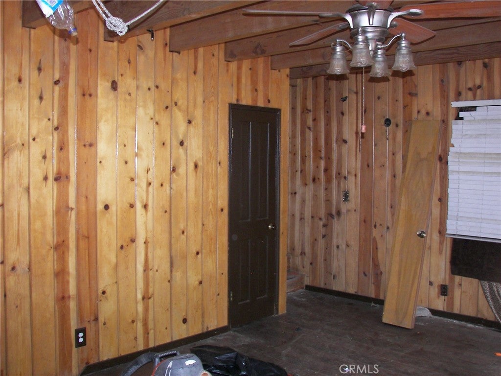 23730 Lakeview