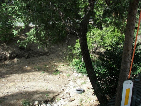 Tiny photo for 23730 Lakeview DR, Crestline, CA 92325 (MLS # IG26225510)