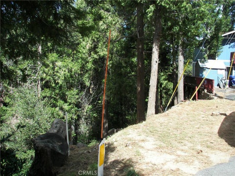 Tiny photo for 23730 Lakeview DR, Crestline, CA 92325 (MLS # IG26225510)