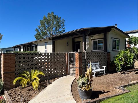751 Village Lake Brea CA 92821