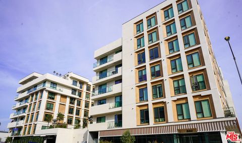 Photo of 10375 W Washington Boulevard #406, Culver City, CA 90232 (MLS # 25595441)