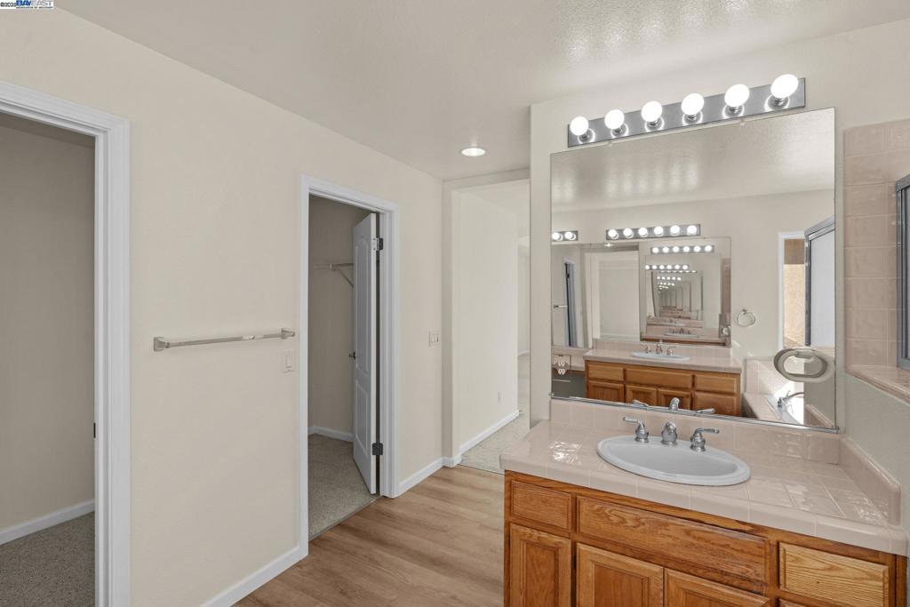 HERON BAY - Residential