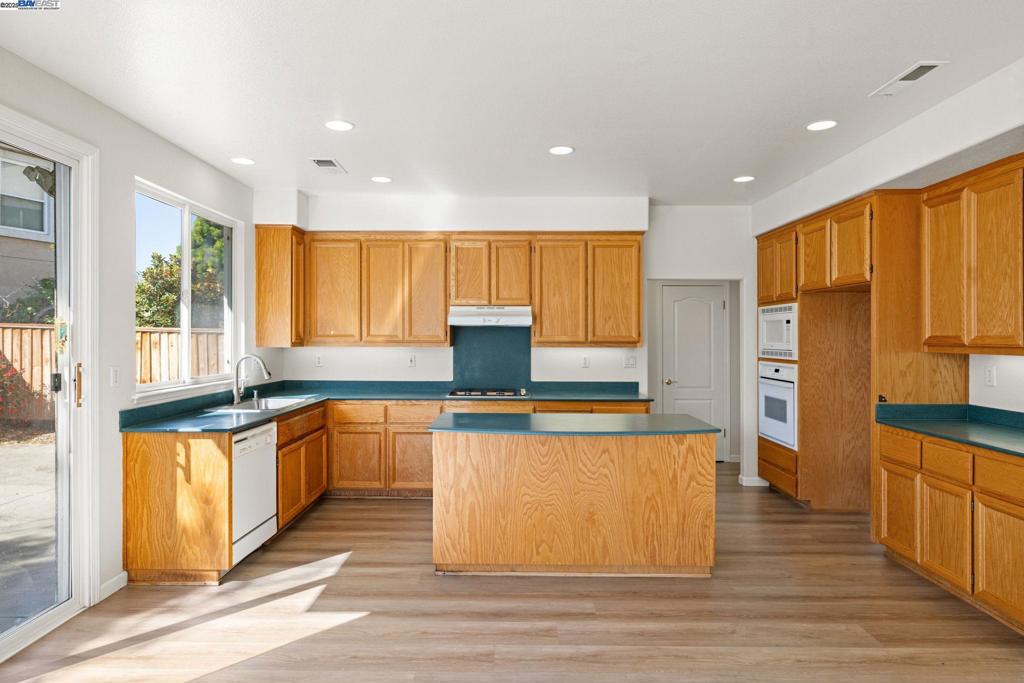 HERON BAY - Residential