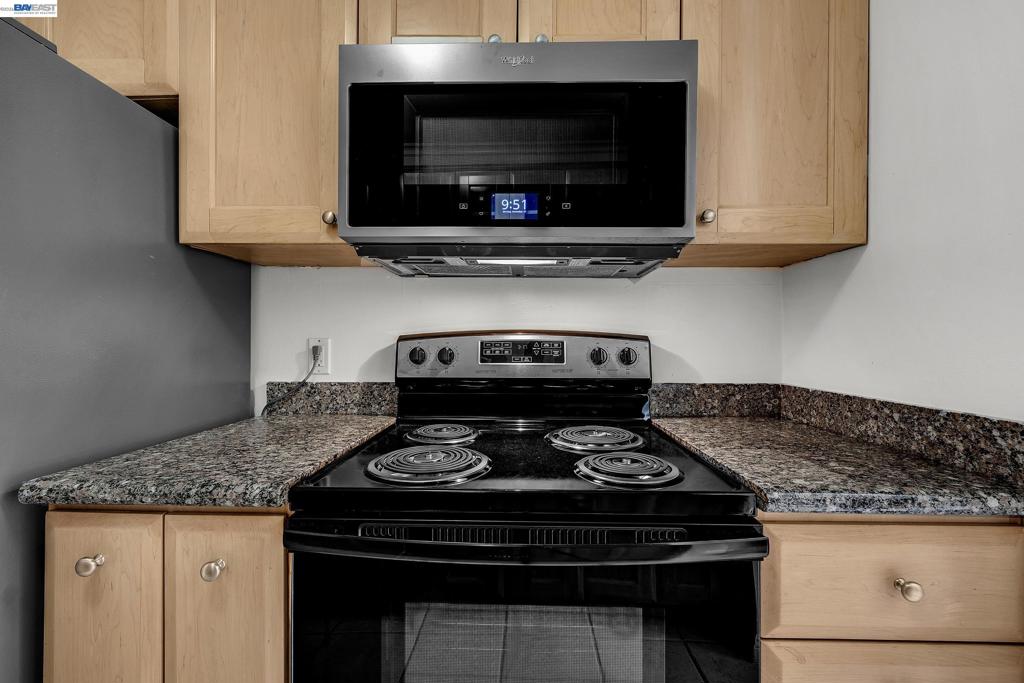 310 N Civic Dr 101
