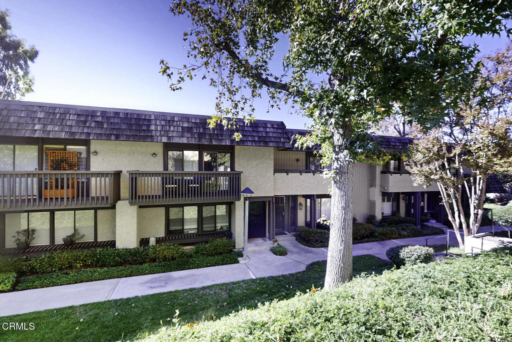 680 Redwood Lane