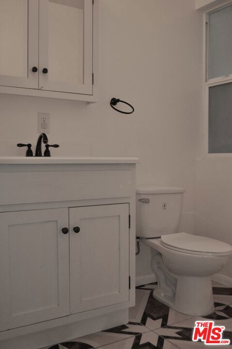 1816 S La Brea Avenue