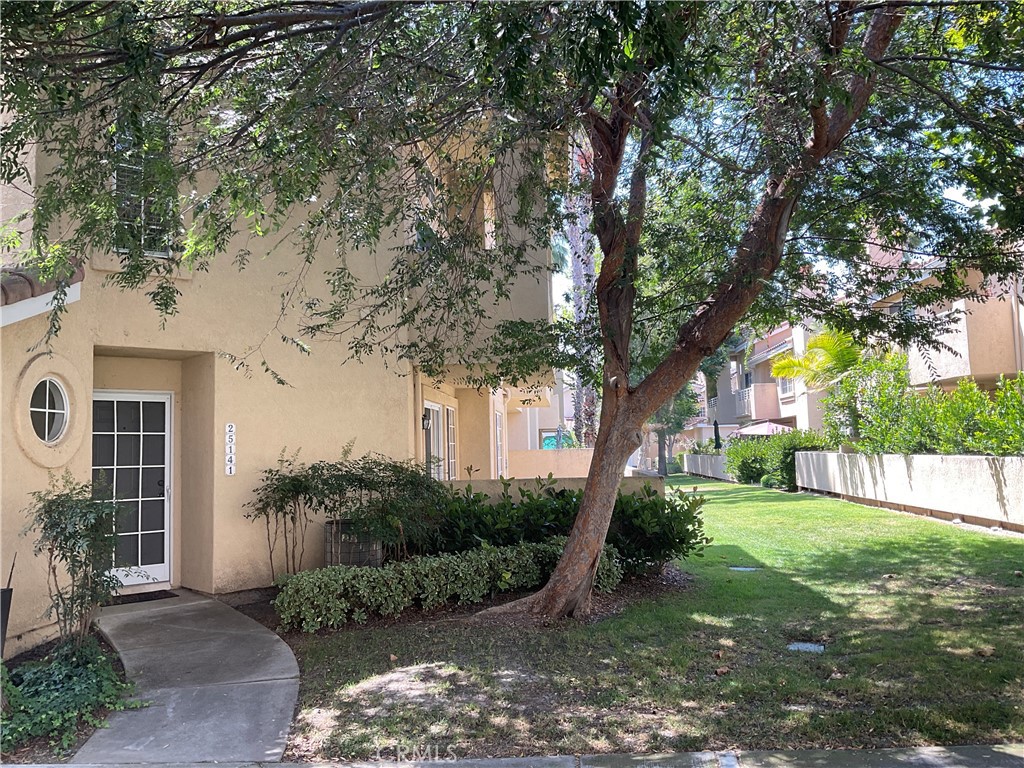 Del Prado Builder I (DP) - Residential Lease