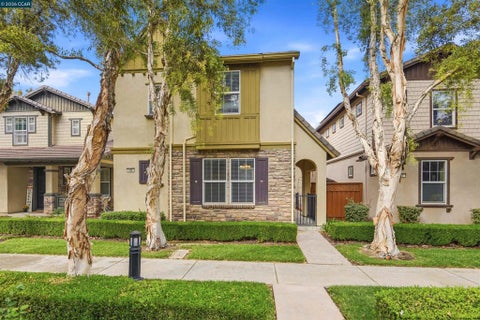 Photo of 180 W Erics Way Way, Mountain House, CA 95391 (MLS # 41151882)
