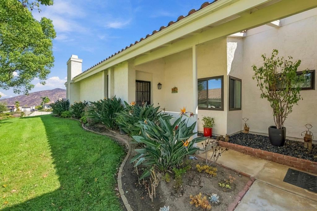 17824 Villamoura Dr