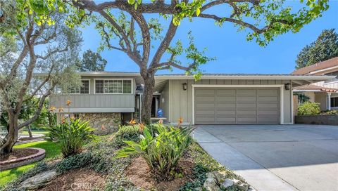 Photo of 5702 Scotwood Dr, Rancho Palos Verdes, CA 90275 (MLS # PV26036338)