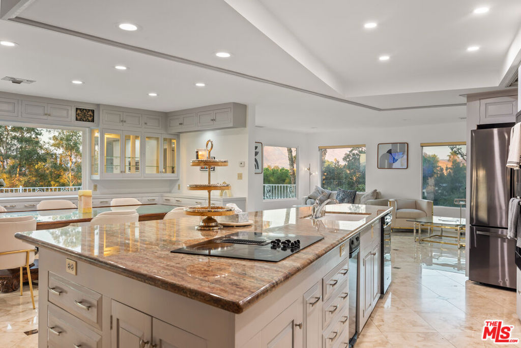 2357 Knob Hill Drive