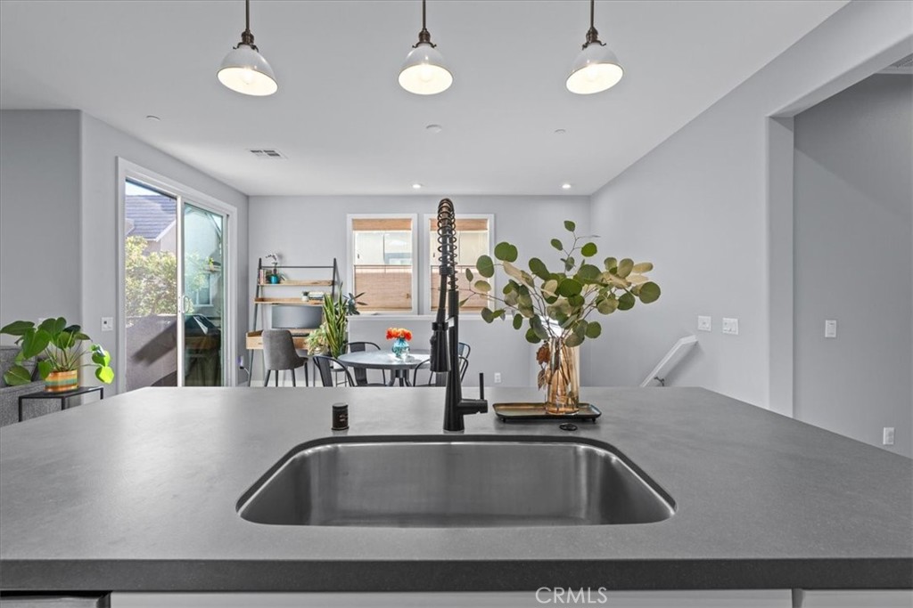 42 Concepcion Street