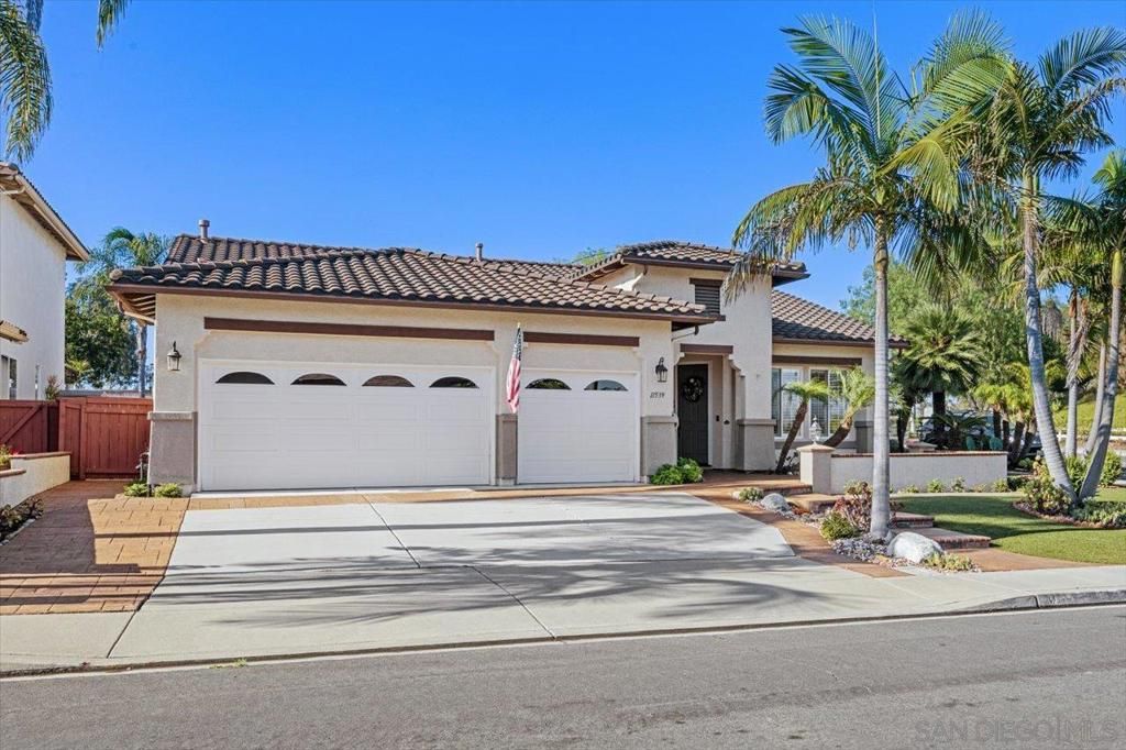 listing image 130720372597700231008