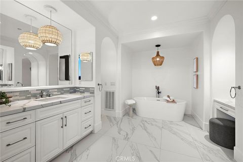 Tiny photo for 6 Canyon Peak, Newport Coast, CA 92657 (MLS # OC25256336)