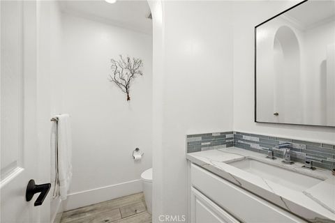 Tiny photo for 6 Canyon Peak, Newport Coast, CA 92657 (MLS # OC25256336)