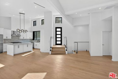 Tiny photo for 8366 Hillcroft Drive, West Hills, CA 91304 (MLS # 25627193)