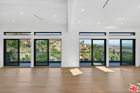 Tiny photo for 8366 Hillcroft Drive, West Hills, CA 91304 (MLS # 25627193)