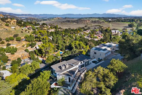 Tiny photo for 8366 Hillcroft Drive, West Hills, CA 91304 (MLS # 25627193)