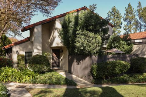Photo of 27510 Rondell Street, Agoura Hills, CA 91301 (MLS # P1-27243)
