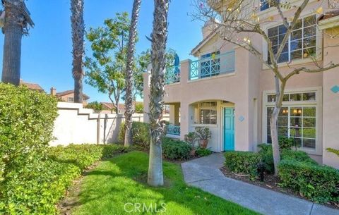 Photo of 12696 Springbrook #c Dr, San Diego, CA 92128 (MLS # SR26062963)