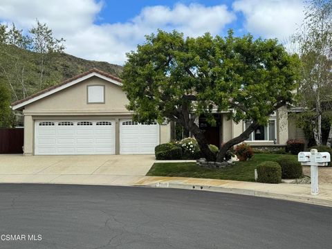 Photo of 3046 Shadow Mesa Circle, Thousand Oaks, CA 91360 (MLS # 226001474)