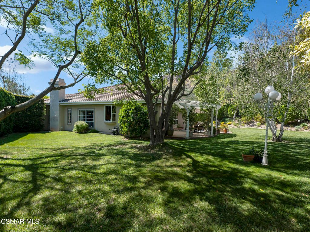 Photo of 3046 Shadow Mesa Circle, Thousand Oaks, CA 91360 (MLS # 226001474)