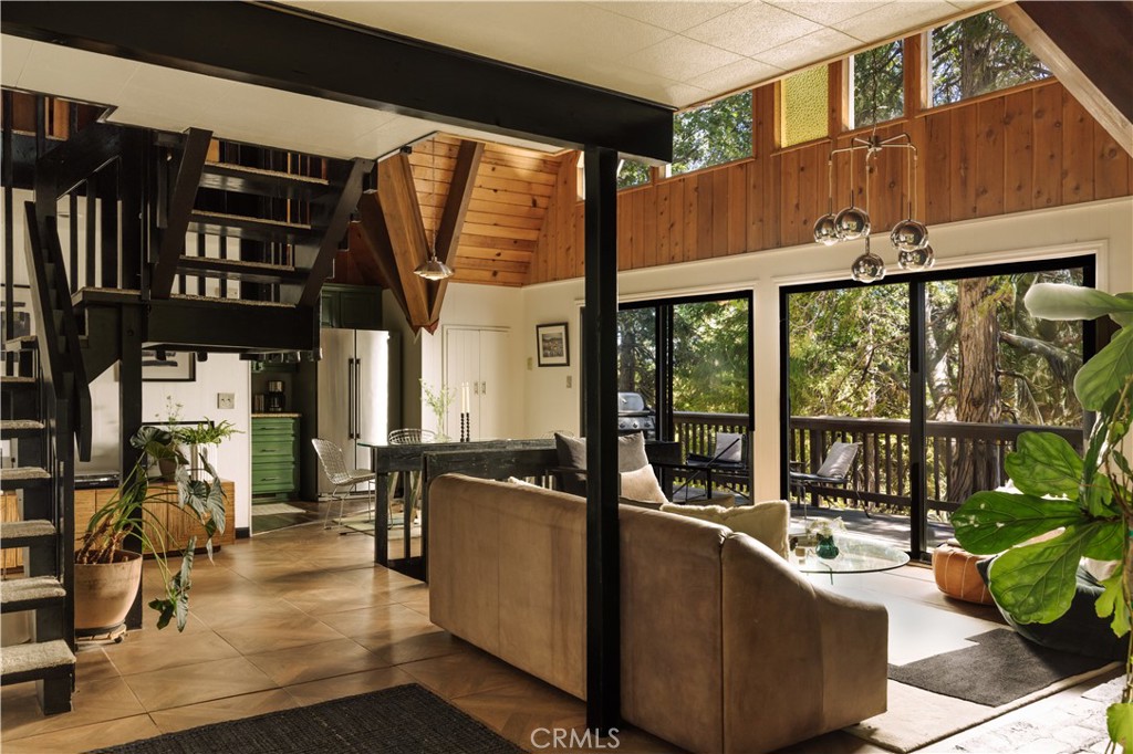 Crestline (CRES) - Residential