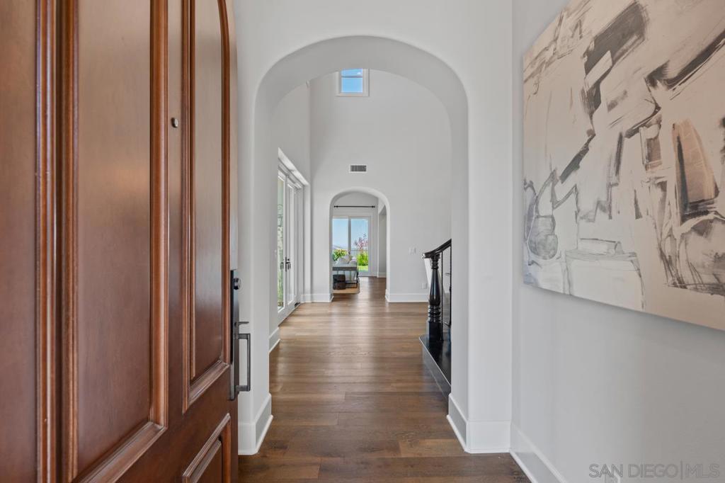 8632 Via Rancho Cielo