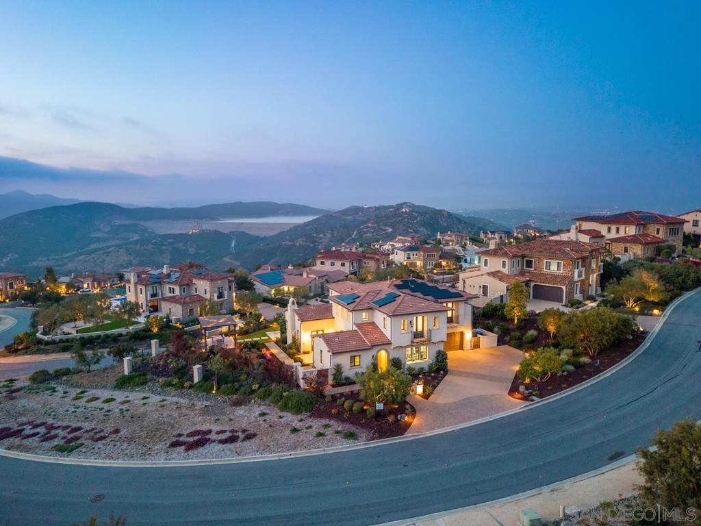 8632 Via Rancho Cielo