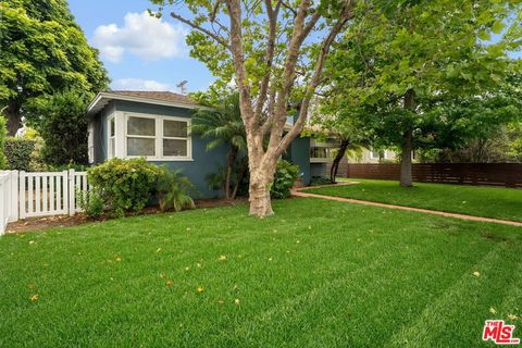 Photo of 2804 Westwood Boulevard, Los Angeles, CA 90064 (MLS # 26837139)