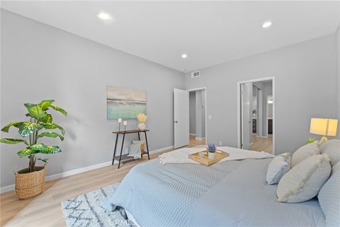 Tiny photo for 350 Paseo De Playa #113, Ventura, CA 93001 (MLS # CV25243927)