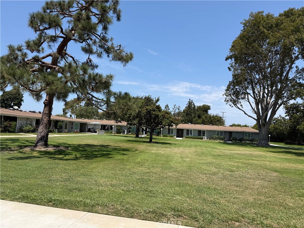 13741 Annandale Dr 1-20D