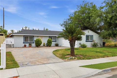 Photo of 456 N Linden PL, Anaheim, CA 92801 (MLS # PW26096655)