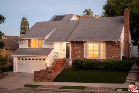 Photo of 3702 Homeland Drive, Los Angeles, CA 90008 (MLS # 26105403)