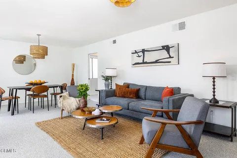 972 E California Boulevard Unit 201, Pasadena, CA 91106 - MLS#: P1-24682