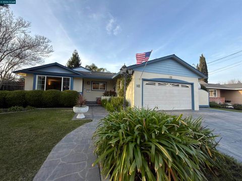 Photo of 2605 Ryan Road Rd, Concord, CA 94518 (MLS # 41138837)