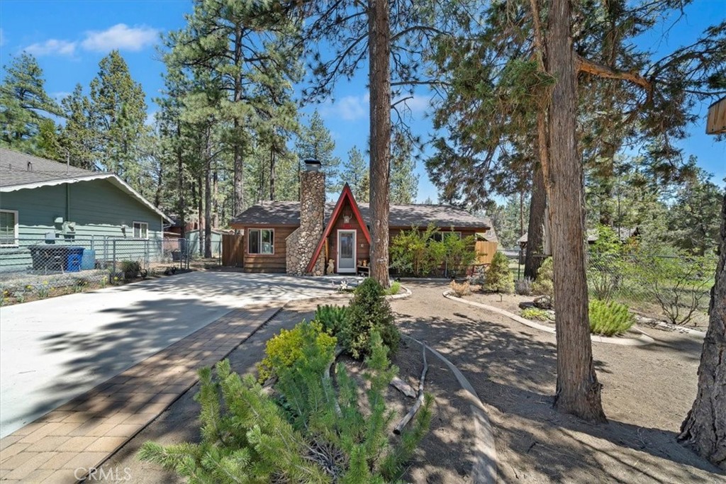 1004 Wendy Avenue