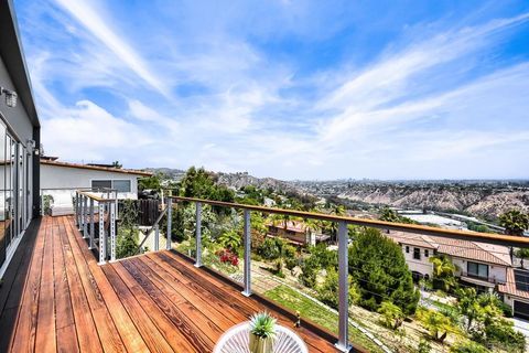 Tiny photo for 5725 Soledad Mountain RD, La Jolla, CA 92037 (MLS # 260013634SD)