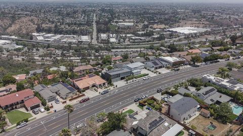 Tiny photo for 5725 Soledad Mountain RD, La Jolla, CA 92037 (MLS # 260013634SD)