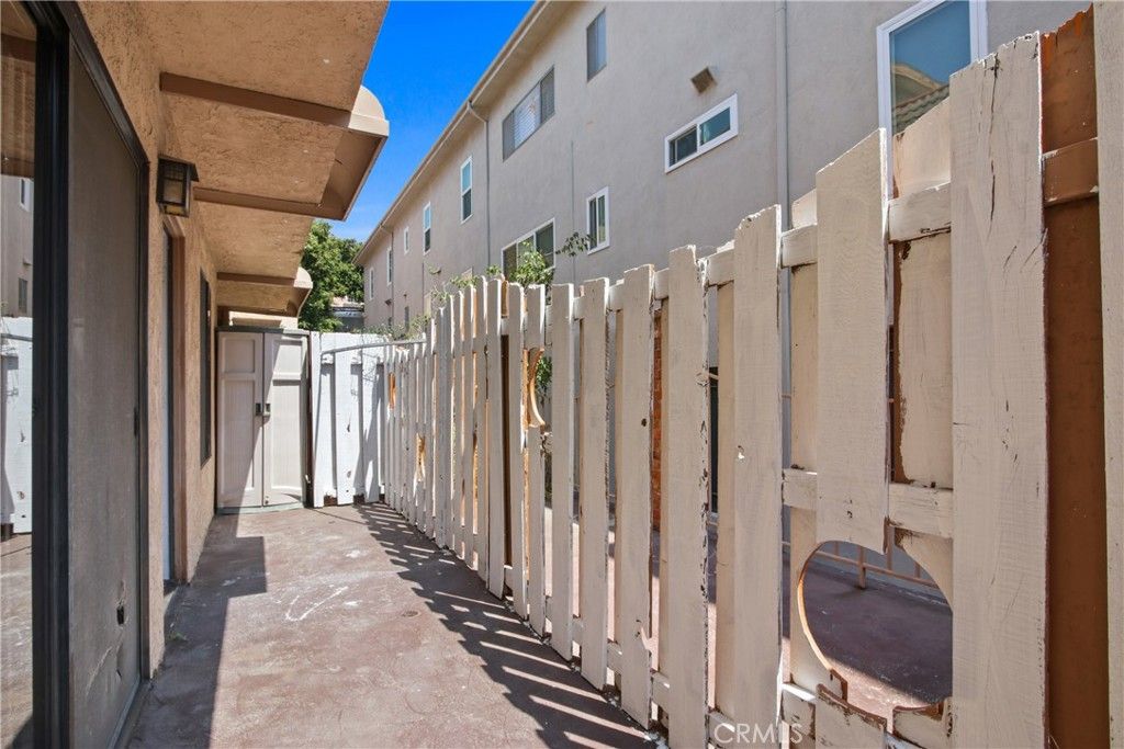 Photo of 10687 Wilkins Avenue #1, Los Angeles, CA 90024 (MLS # AR25177698)