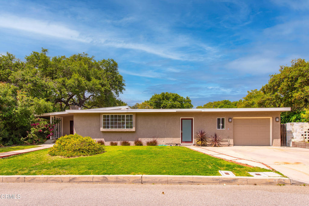 1201 Woodland Drive
