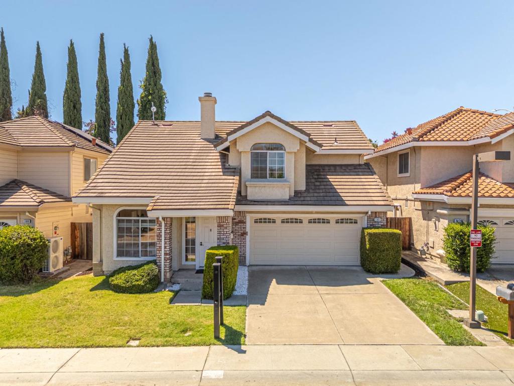 1101 Clifford Lane