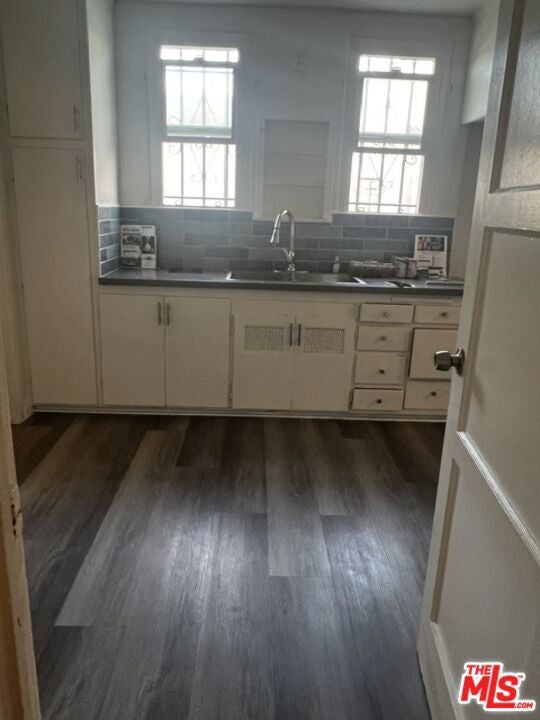 1429 W 94th Place