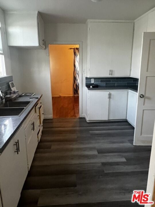 1429 W 94th Place