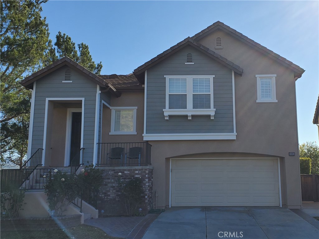 This beautiful Serrano Heights home is on a corner lot with beautiful panoramic views. The split-level home offers 2 bedrooms and 2 baths on the main floor (upper level) and 2 bedrooms and 1 bath on the lower level. Just steps away from parks and hiking trails. The home offers super deck right out of Kitchen where you can enjoy the mountains, city lights and Catalina Island views. Come and check it out!