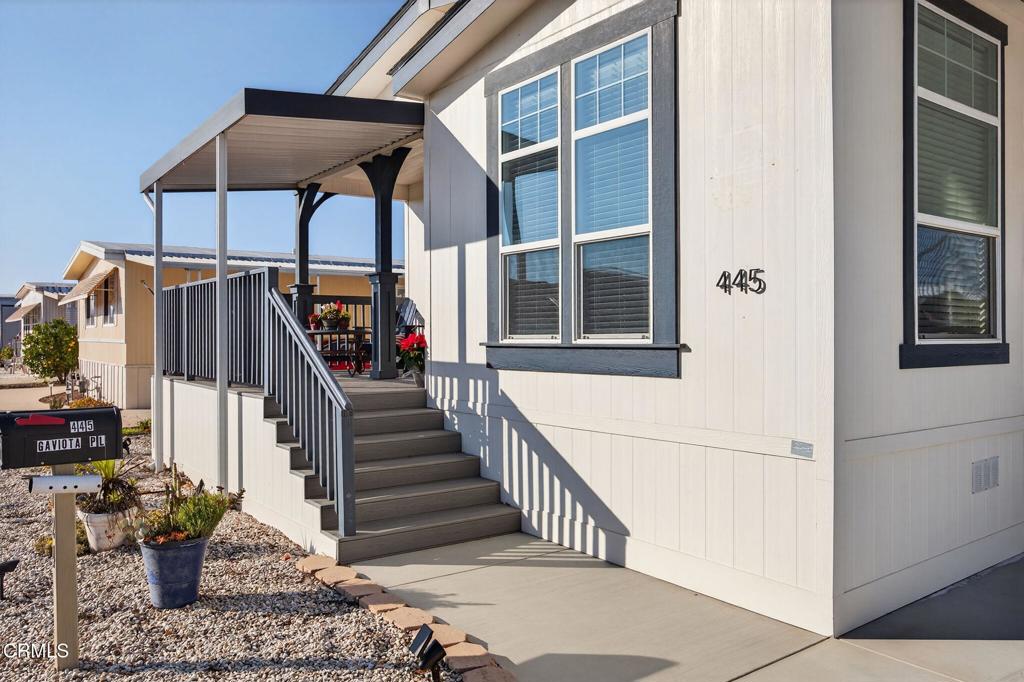 Imperial Oxnard MHP - 037004 - Manufactured In Park