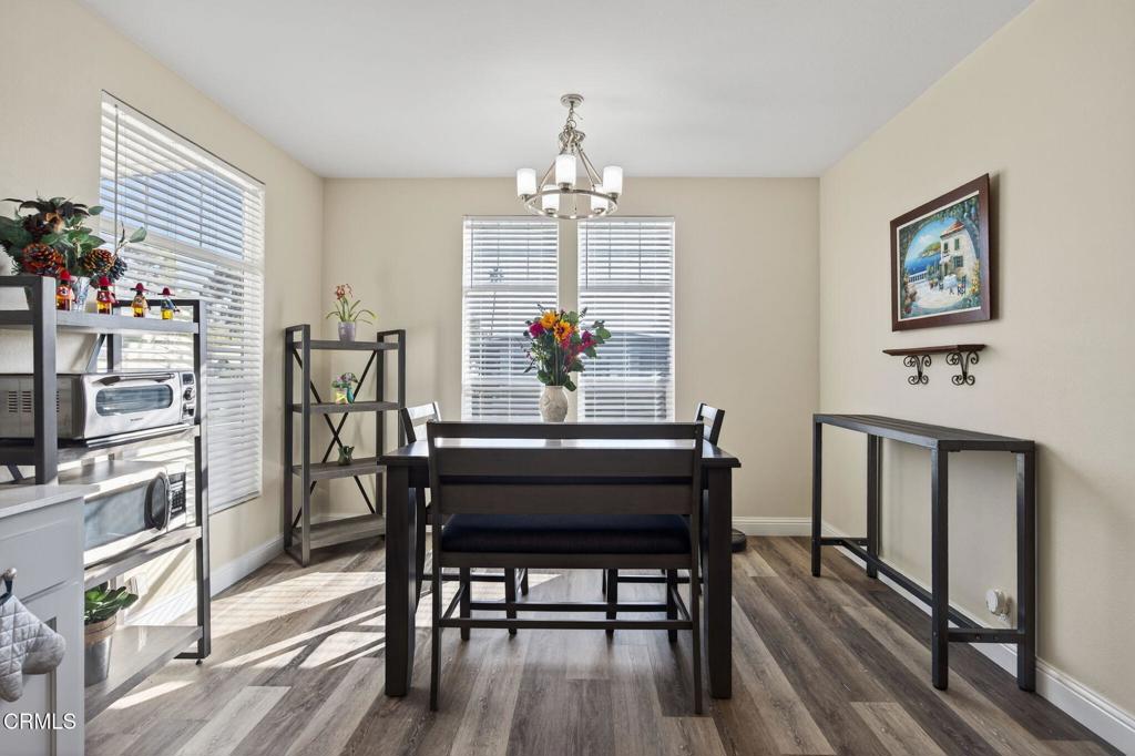 Imperial Oxnard MHP - 037004 - Manufactured In Park